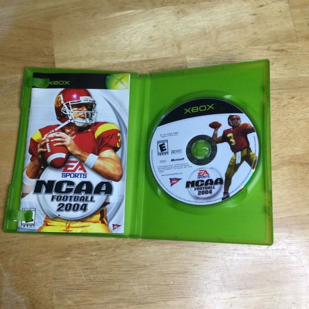 MICROSOFT‎ XBOX EA SPORTS NCAA FOOTBALL 2004 And 2009